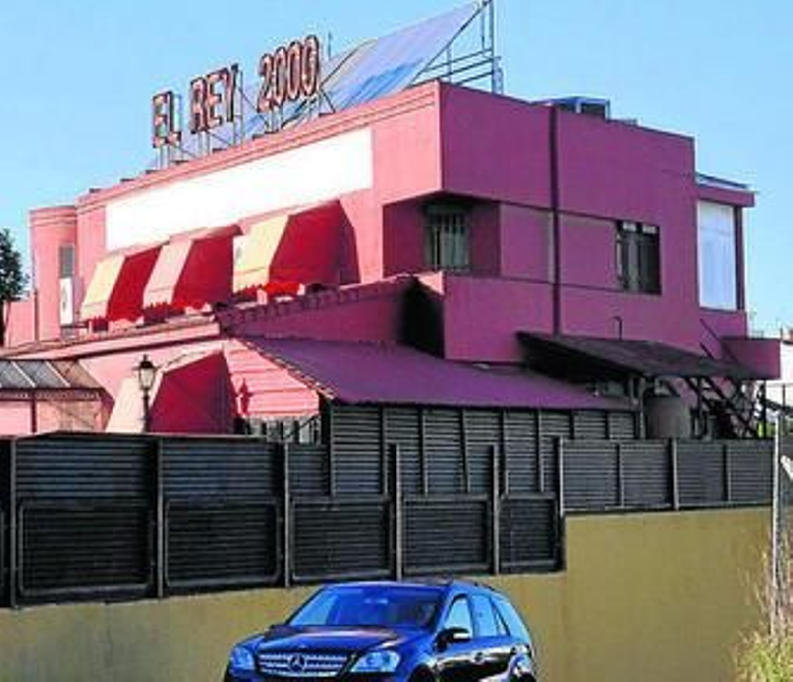 El club El Rey 2000 de Castilleja, donde se produjo la pelea.