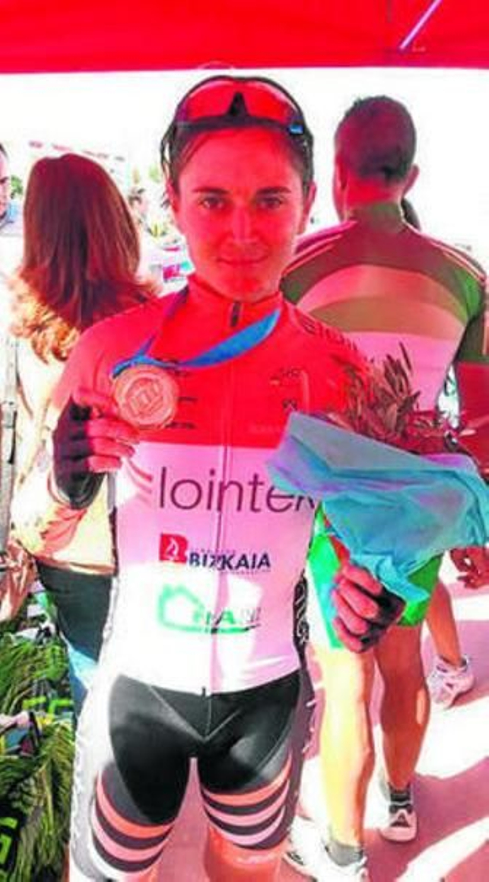 Belén López, con su medalla.