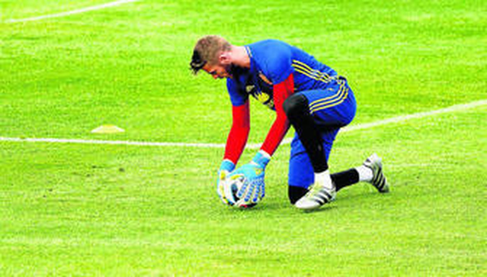 De Gea se ejercita con la selección española en la Isla de Ré durante una sesión preparatoria.