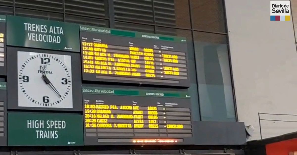 Así se encontraba la estación de Santa Justa este lunes 9 por la huelga de maquinistas