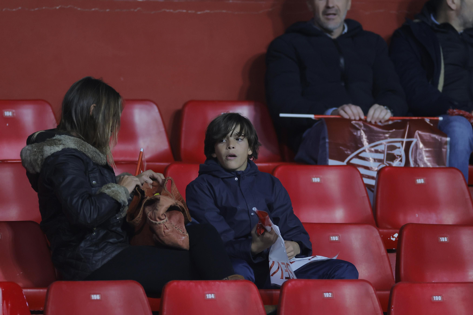 Búscate en las fotos del Sevilla Fc- PSV