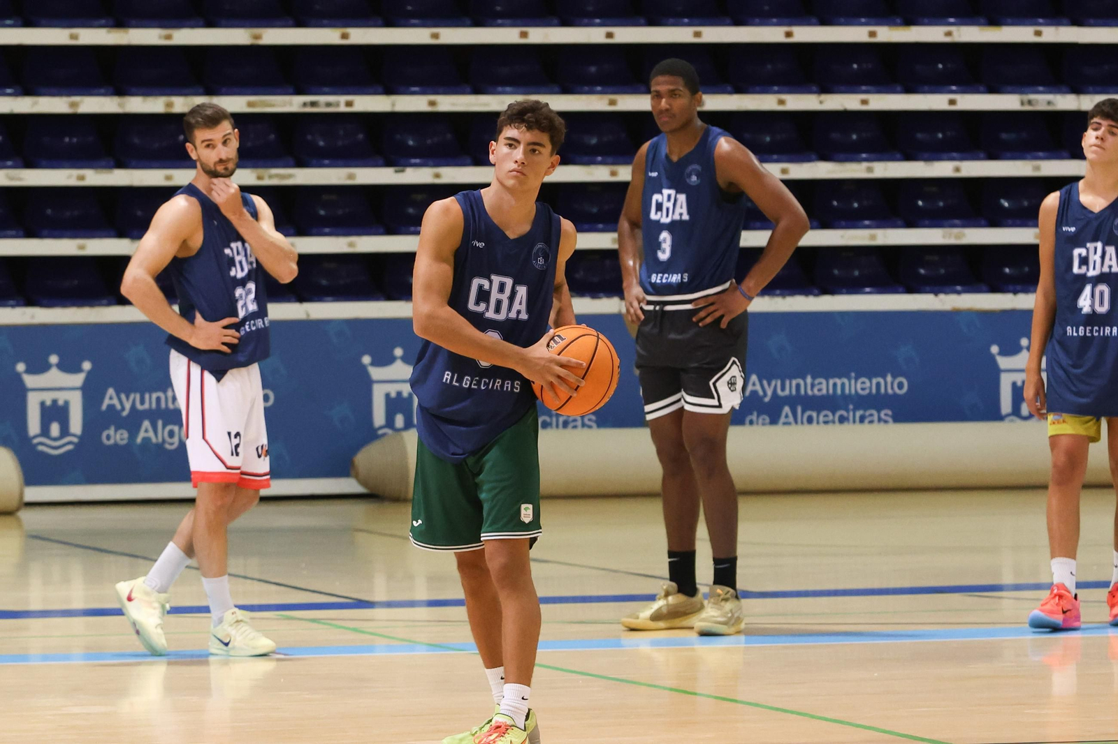 Las fotos del primer entrenamiento de pretemporada del Club Baloncesto Algeciras