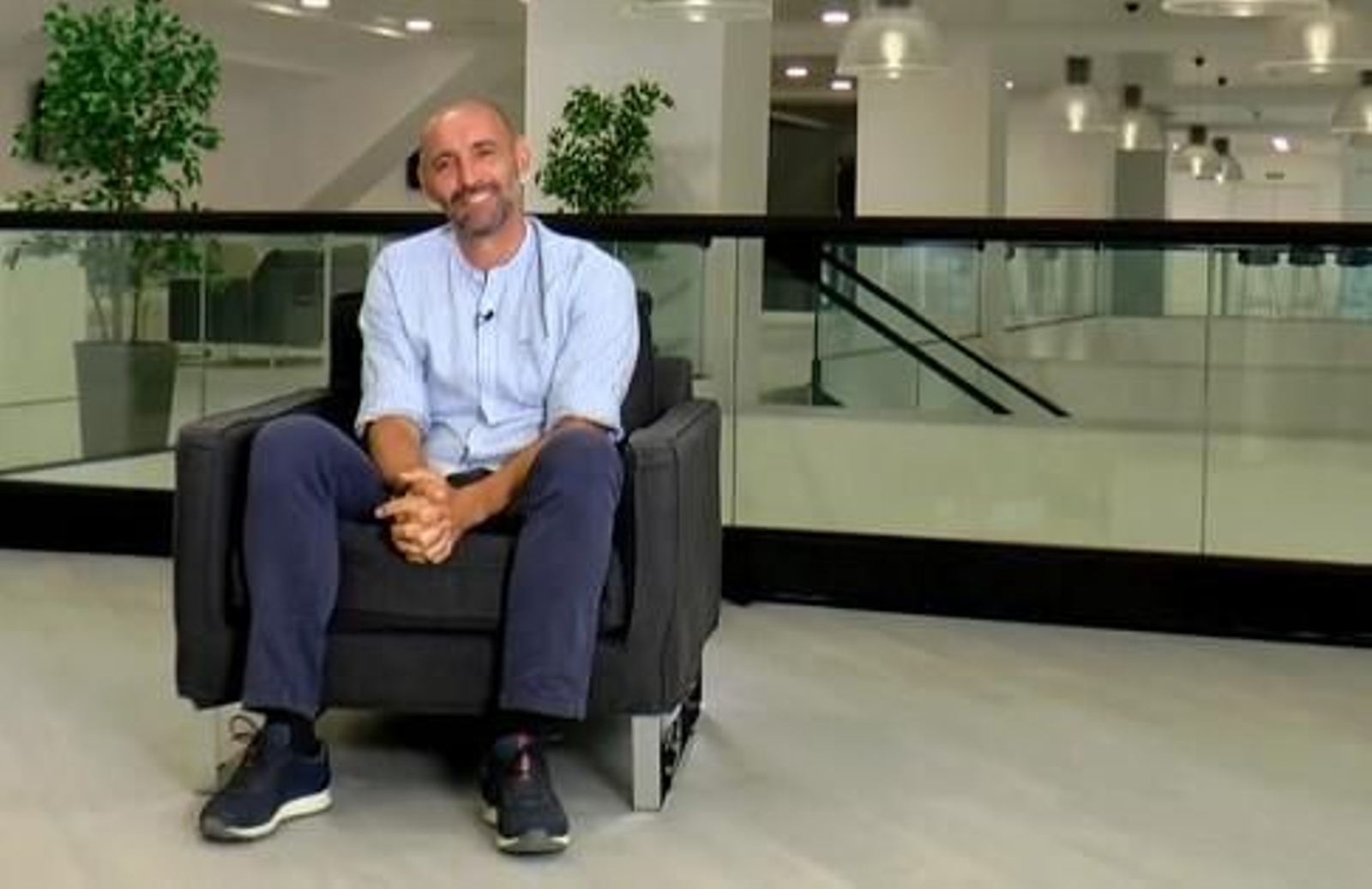 Monchi, en el transcurso de la entrevista con los medios del club.