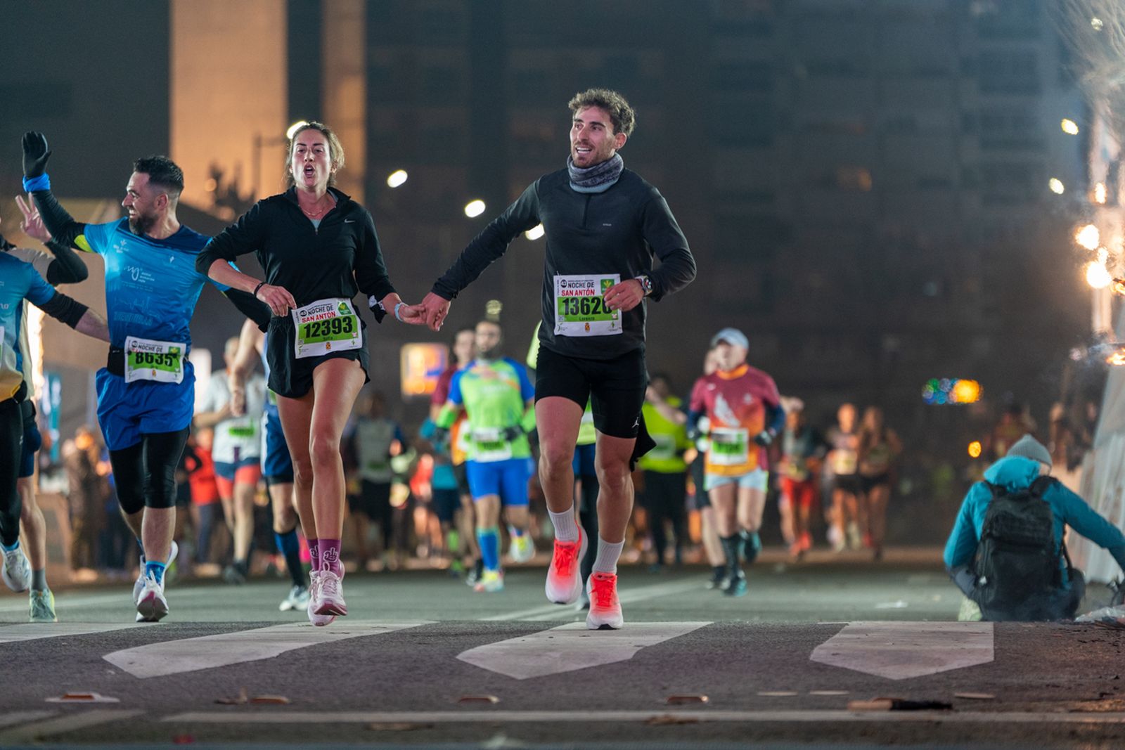 En imágenes: búscate en tu llegada a meta de la Carrera de San Antón 2026 (8)