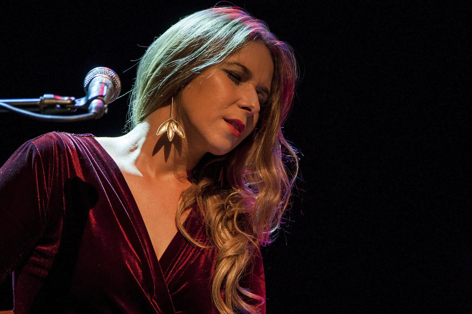 Rocío Márquez y Miguel Ángel Cortés durante su concierto en La Habana.