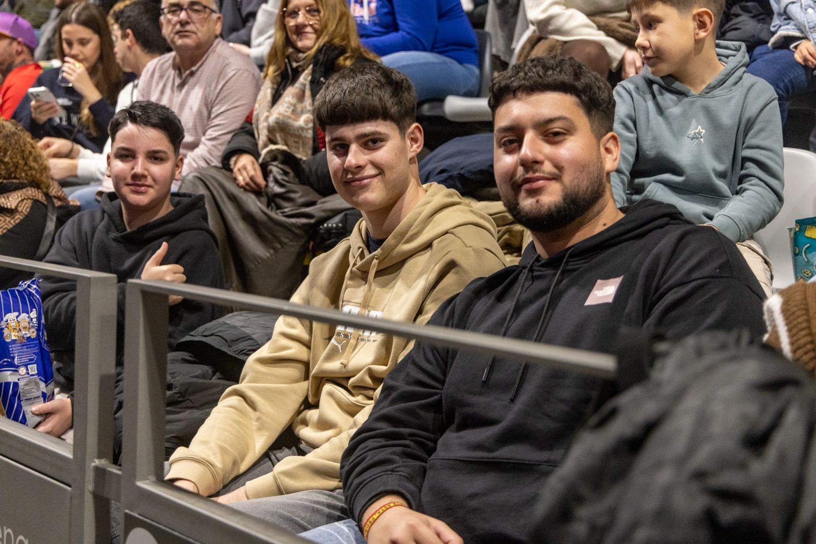 En imágenes: el Olivo Arena vibra con piruetas y motor en estado puro en el Soloflow Freestyle (2)