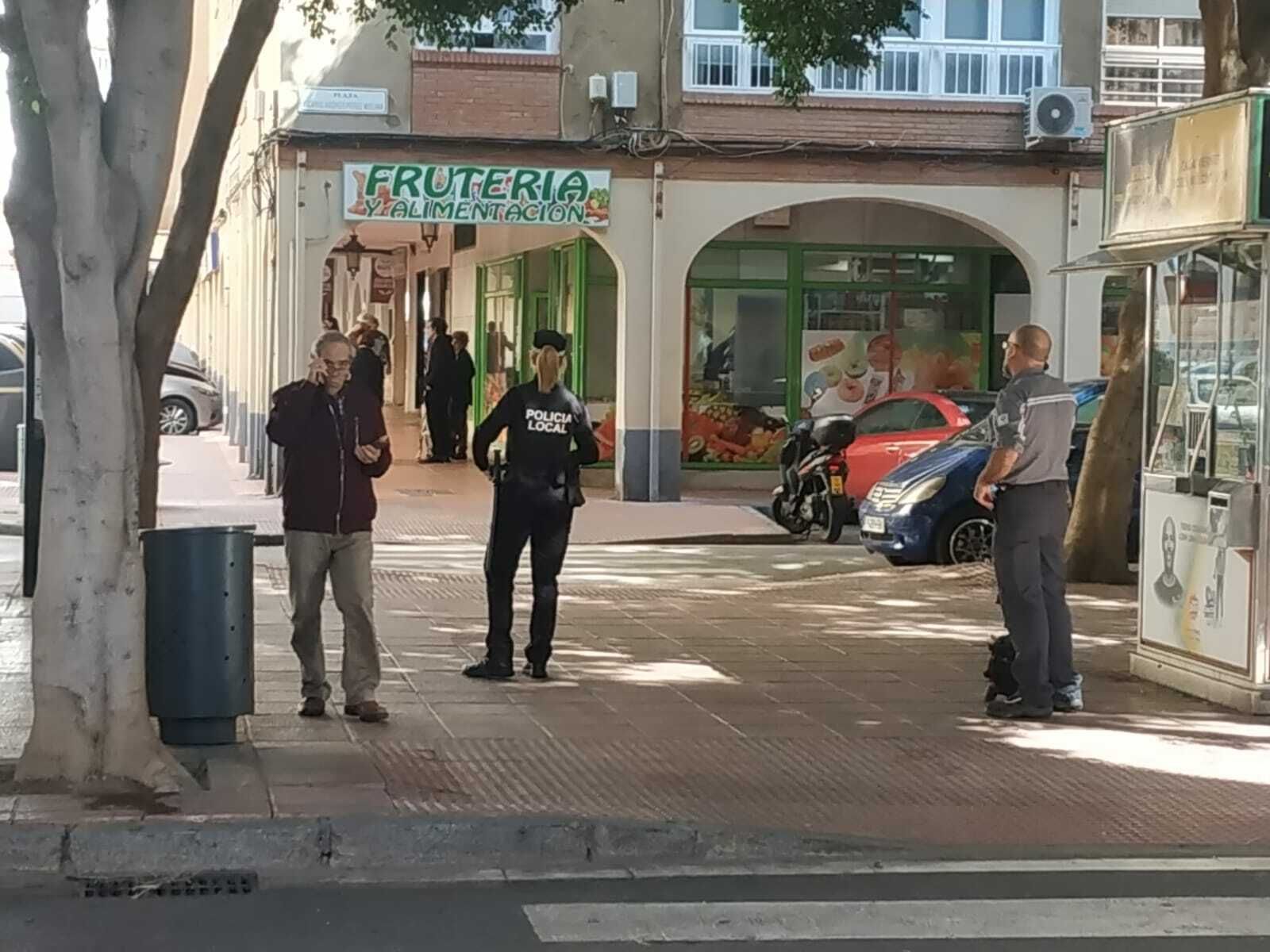 La Policía Local ya trabaja en Oliveros para erradicar la prostitución.