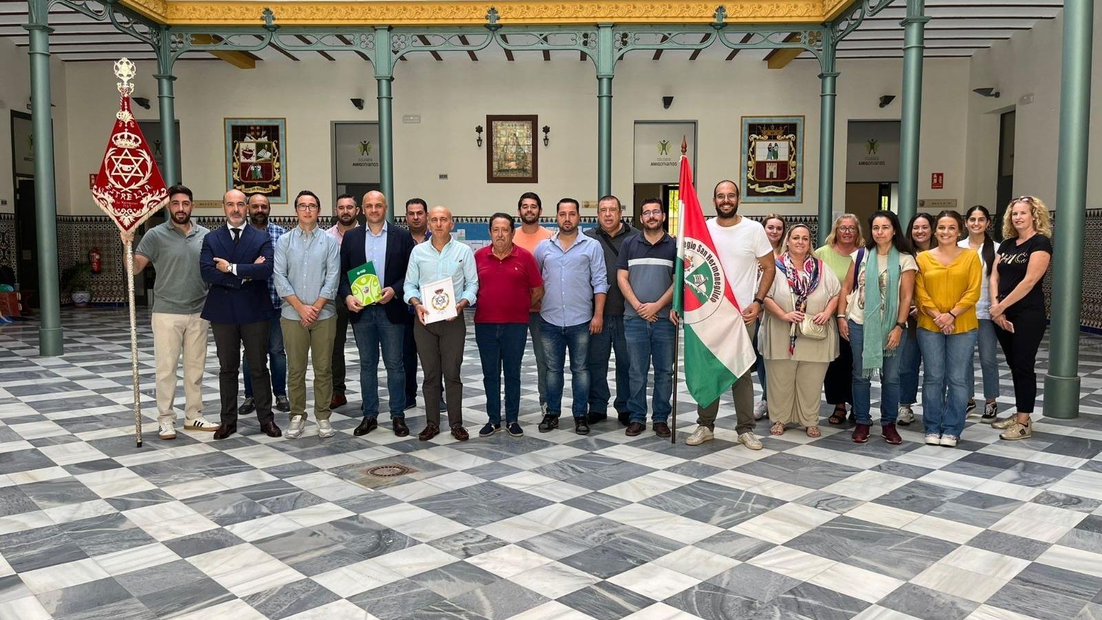 Miembros de la Agrupación Musical de la Estrella y del Colegio de San Hermenegildo