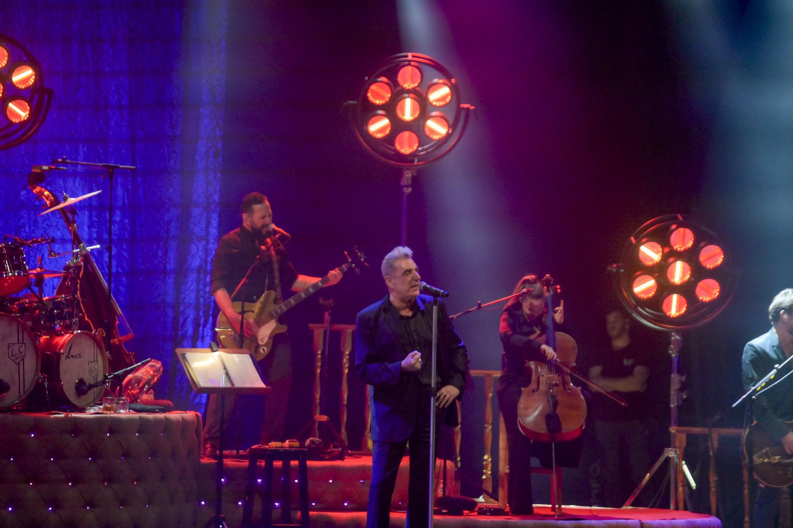 Así fue el concierto de Loquillo en Granada