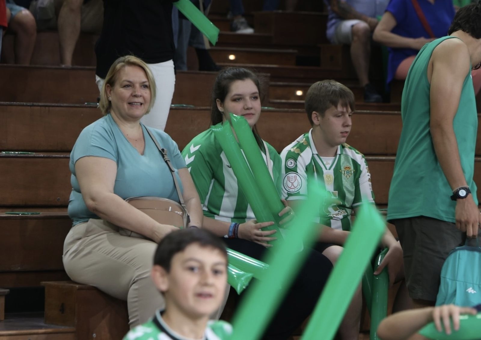 Búscate en el o Betis Granada de baloncesto
