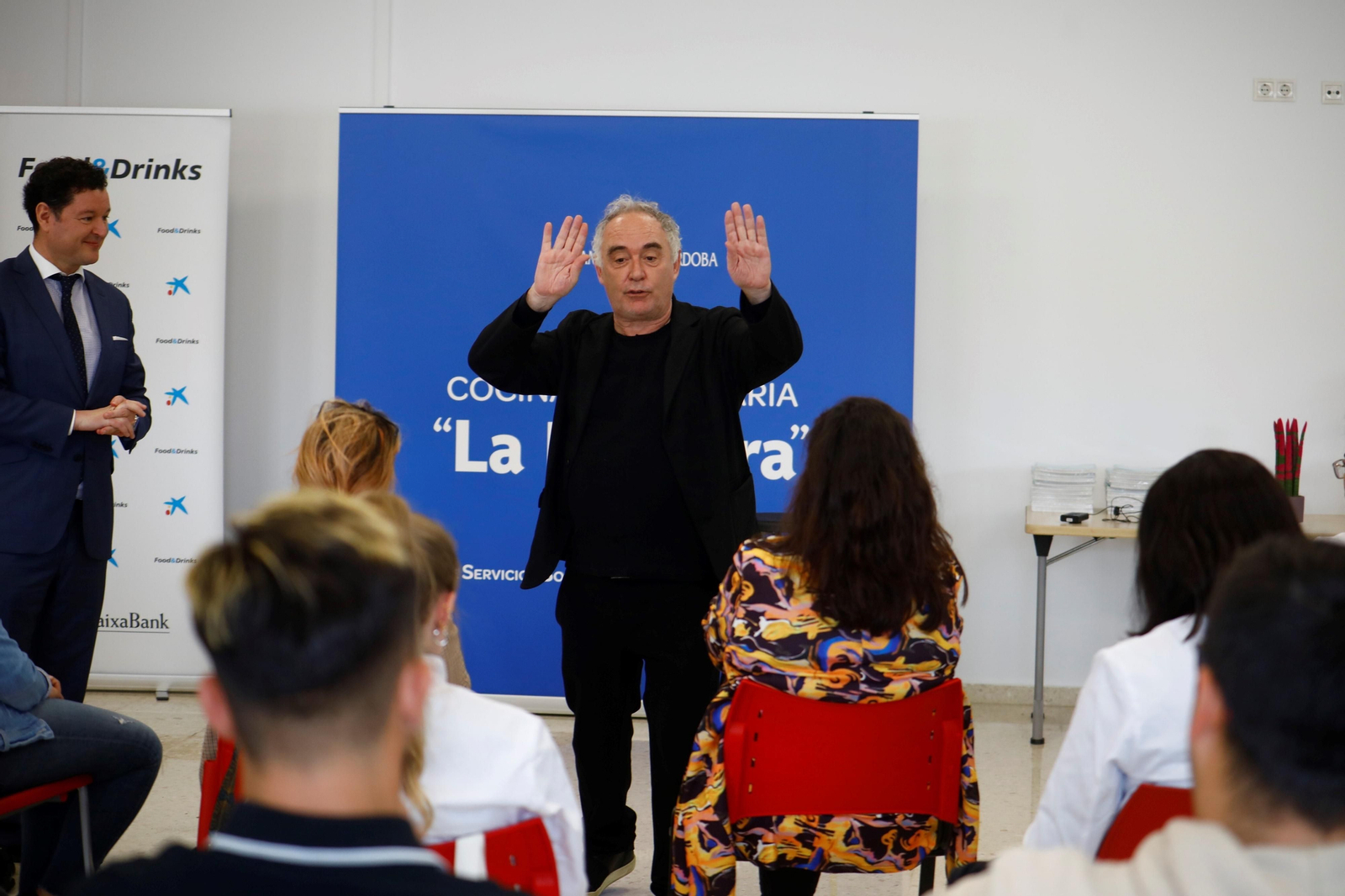 Las mejoras imágenes del chef Ferrán Adrián en la inauguración del proyecto La Foggara de Córdoba.