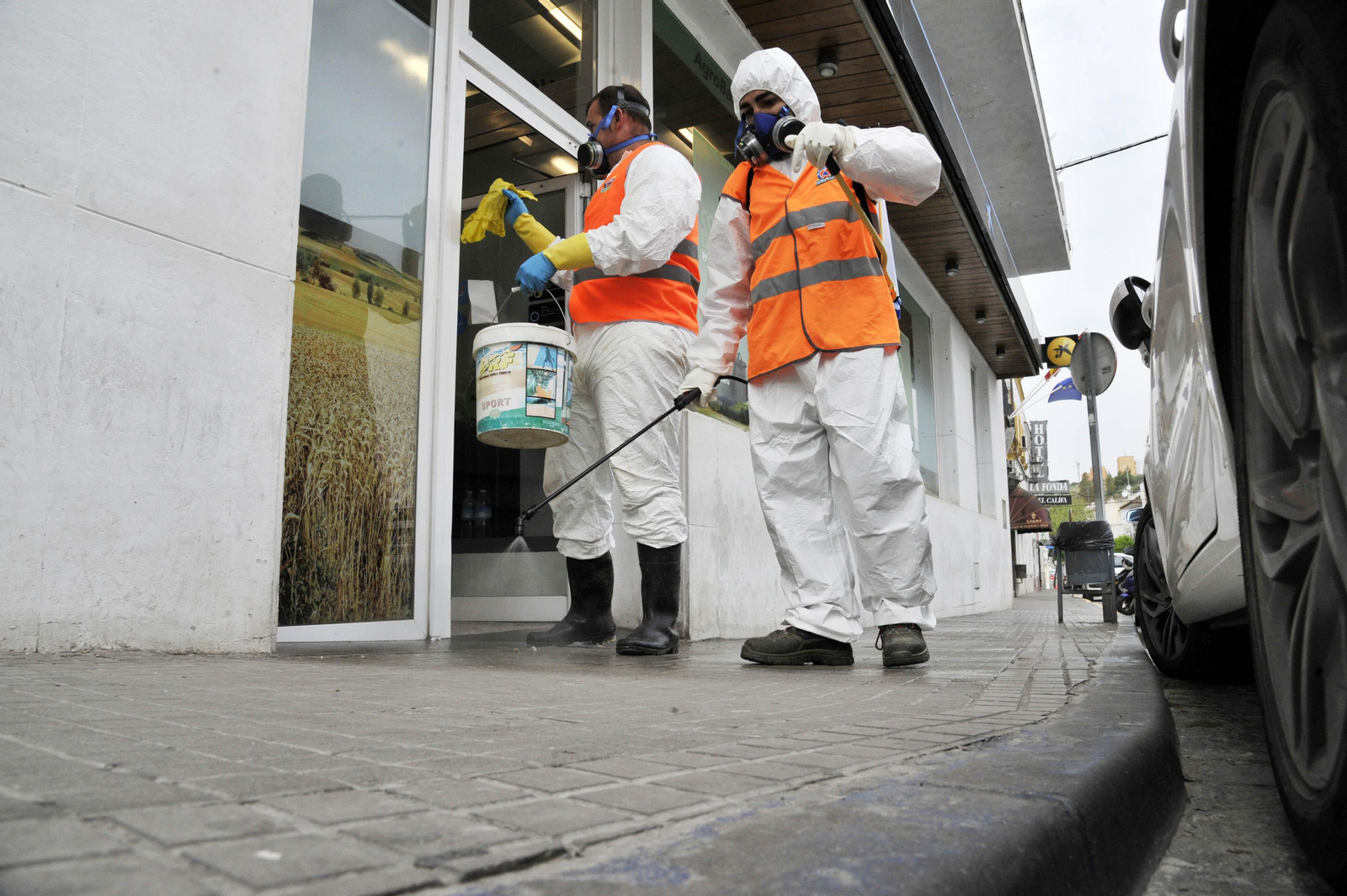 Varios operarios del Consistorio de Arcos