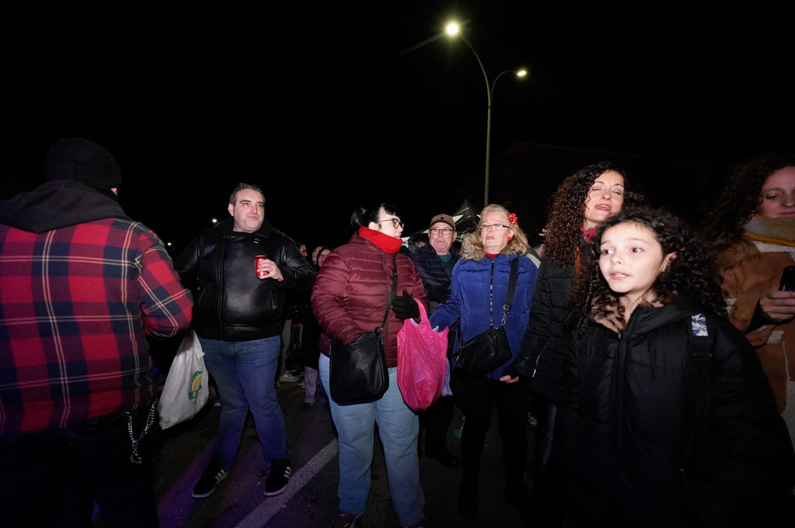 Jaén brilla y disfruta al fuego de las lumbres de San Antón