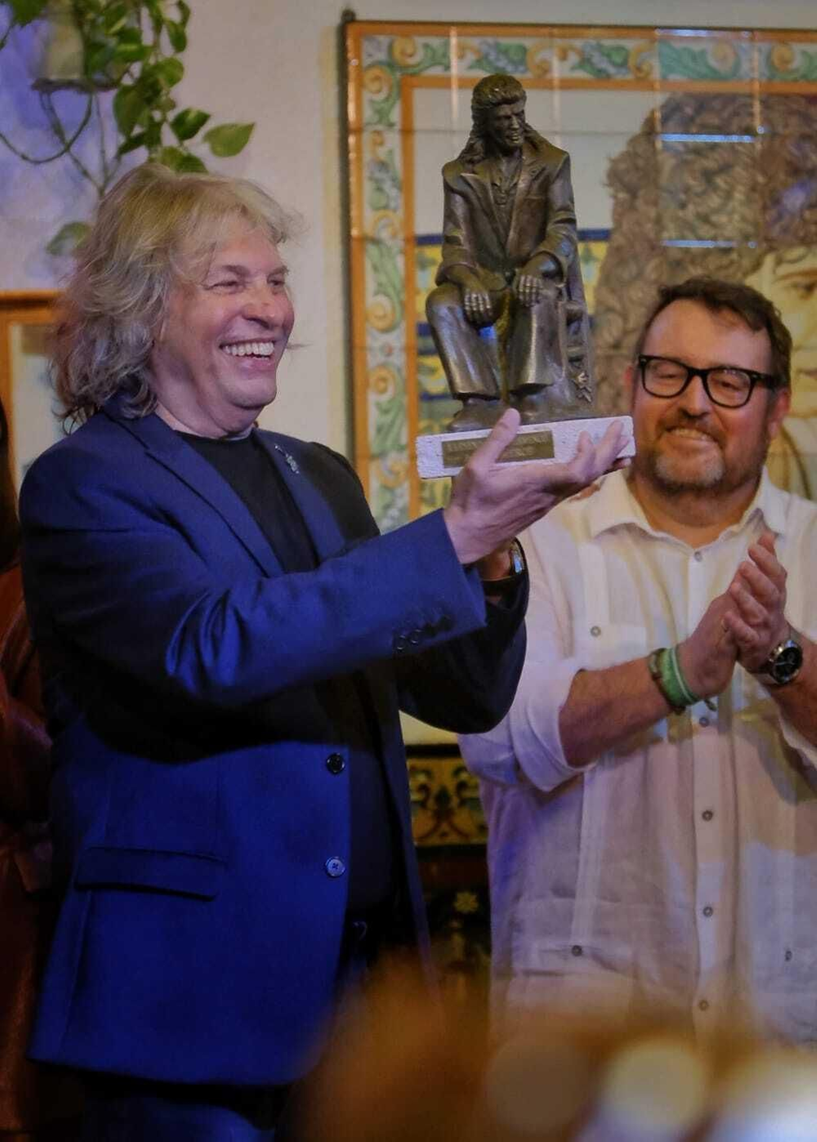 Imágenes de la entrega del premio Leyenda del Flamenco a José Mercé en San Fernando