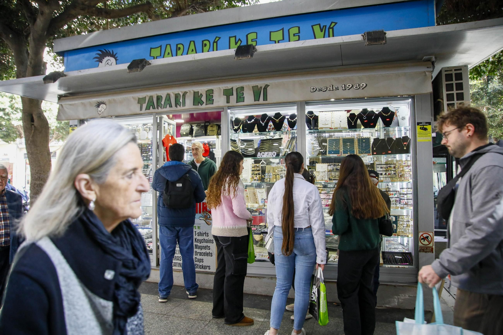 Las imágenes de los comercios almerienses no cuentan como es el balance a final de año