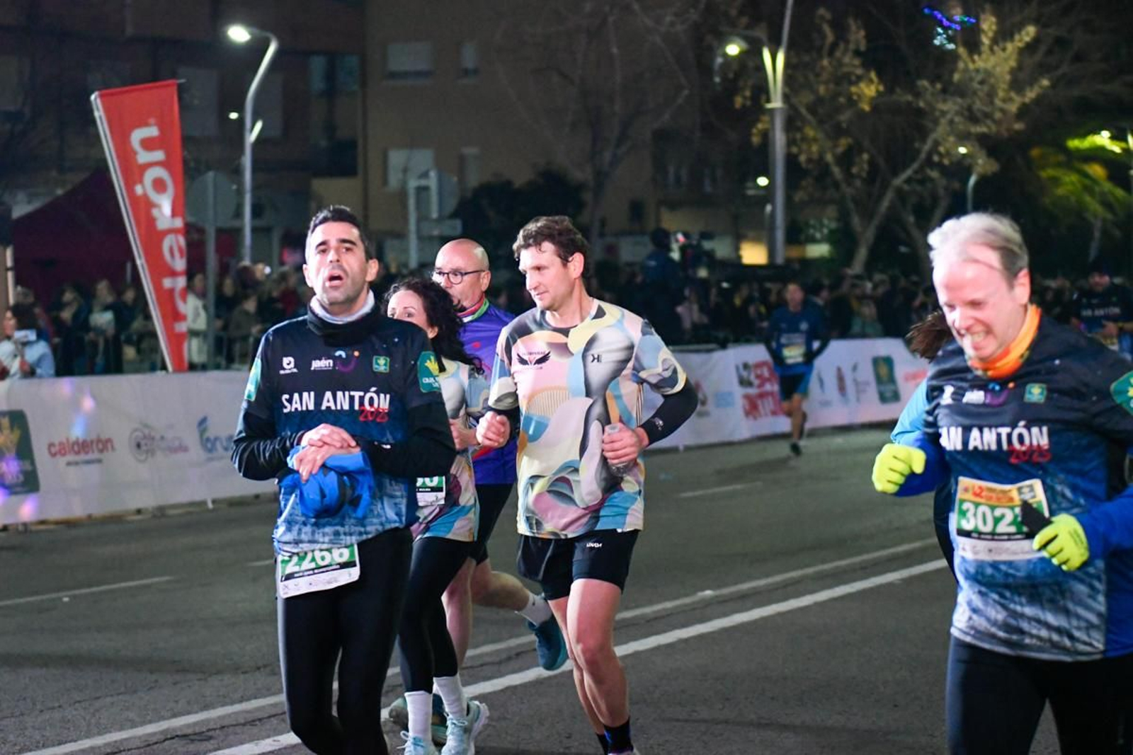 En imágenes: búscate en tu llegada a meta de la Carrera de San Antón 2025 (5)