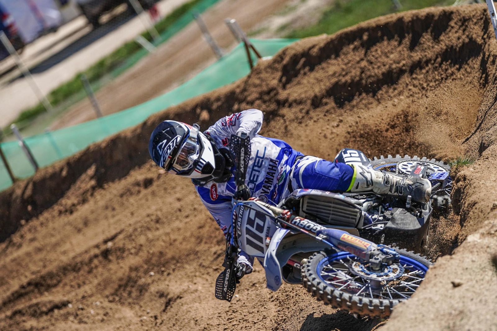 Los pilotos de Yamaha E. Castro vencen en el Motocross de Huelva