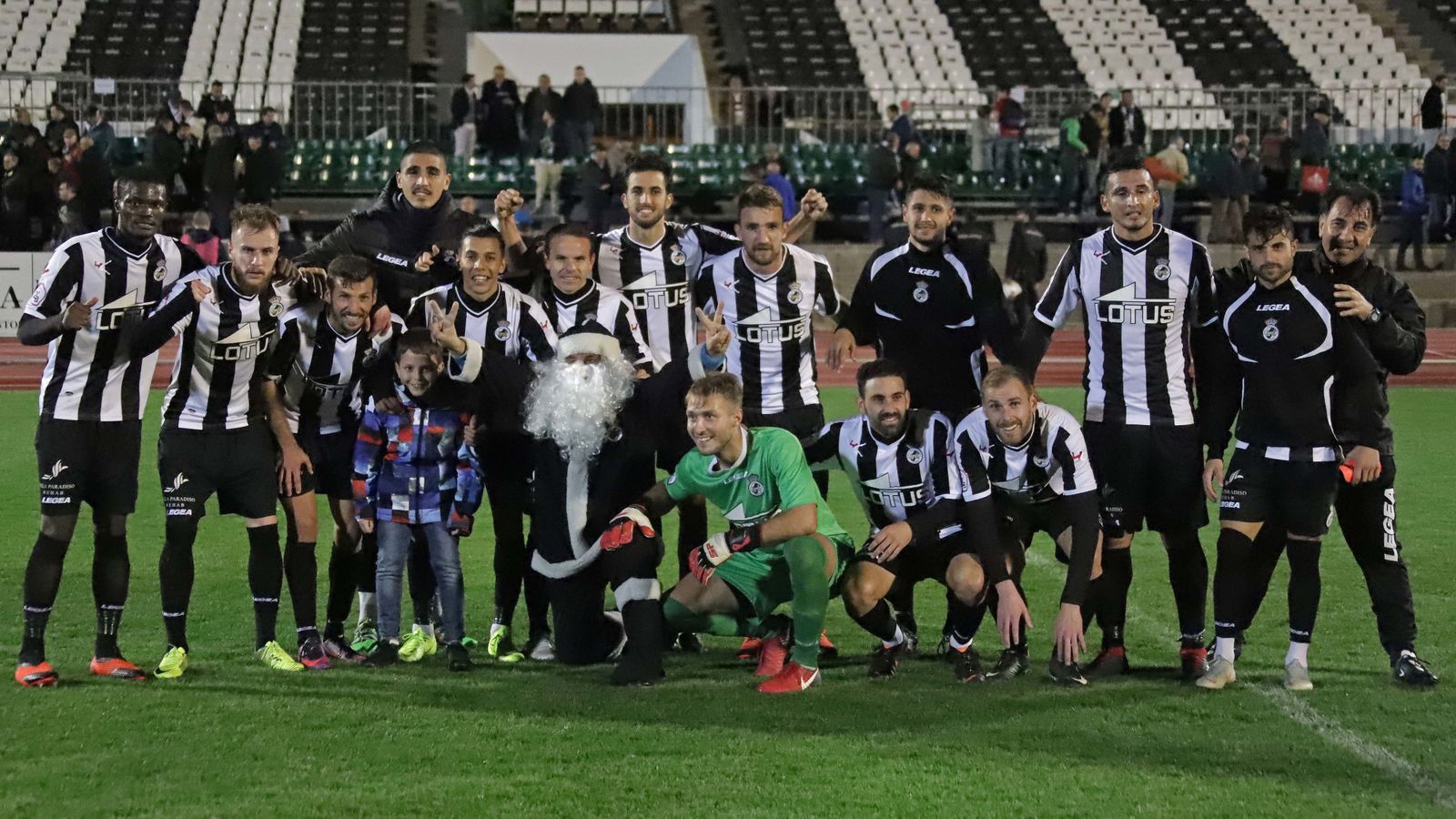 Balona - Recreativo Granada en imágenes