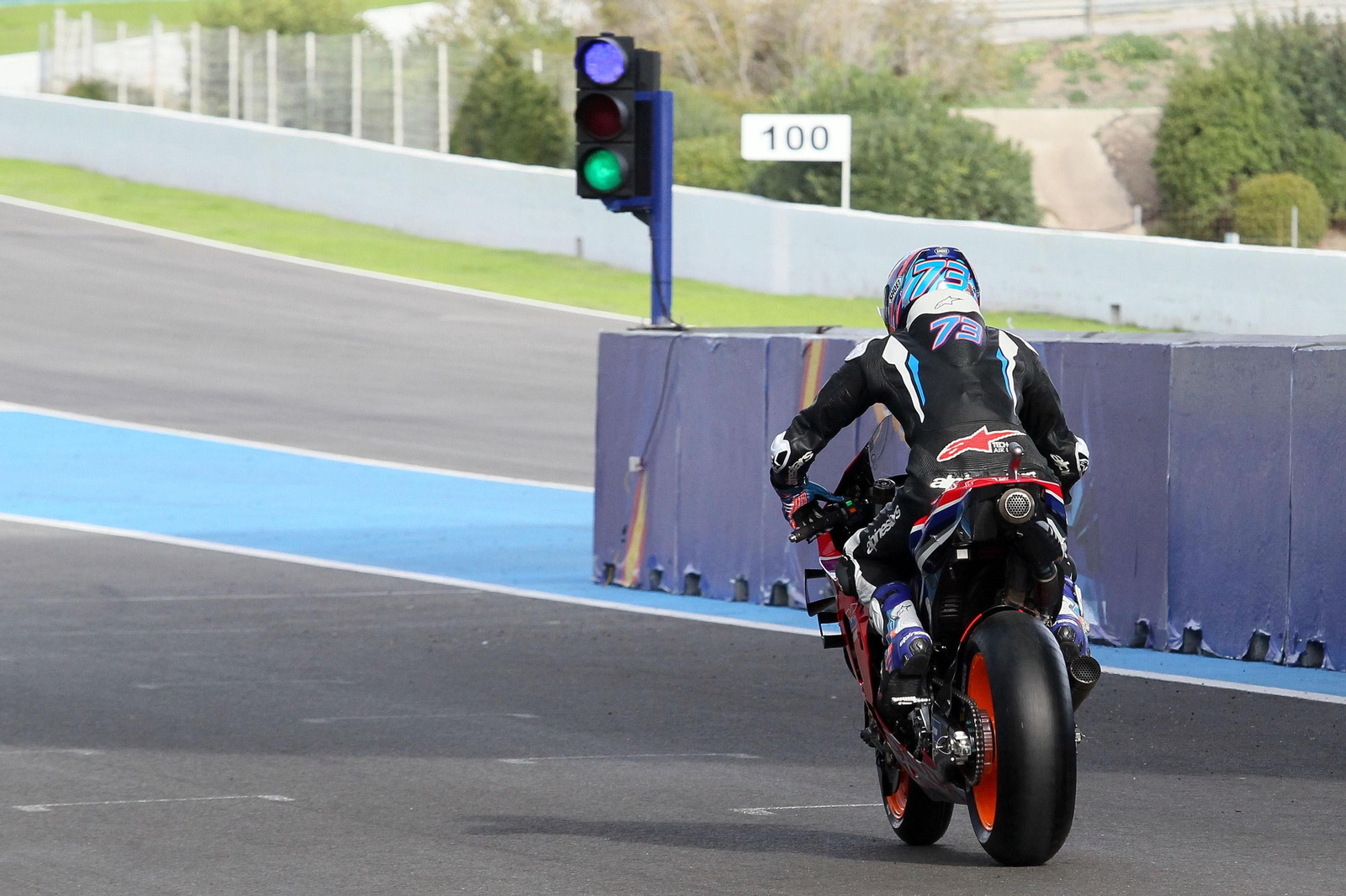 Primer día de los equipos de MotoGP en Jerez