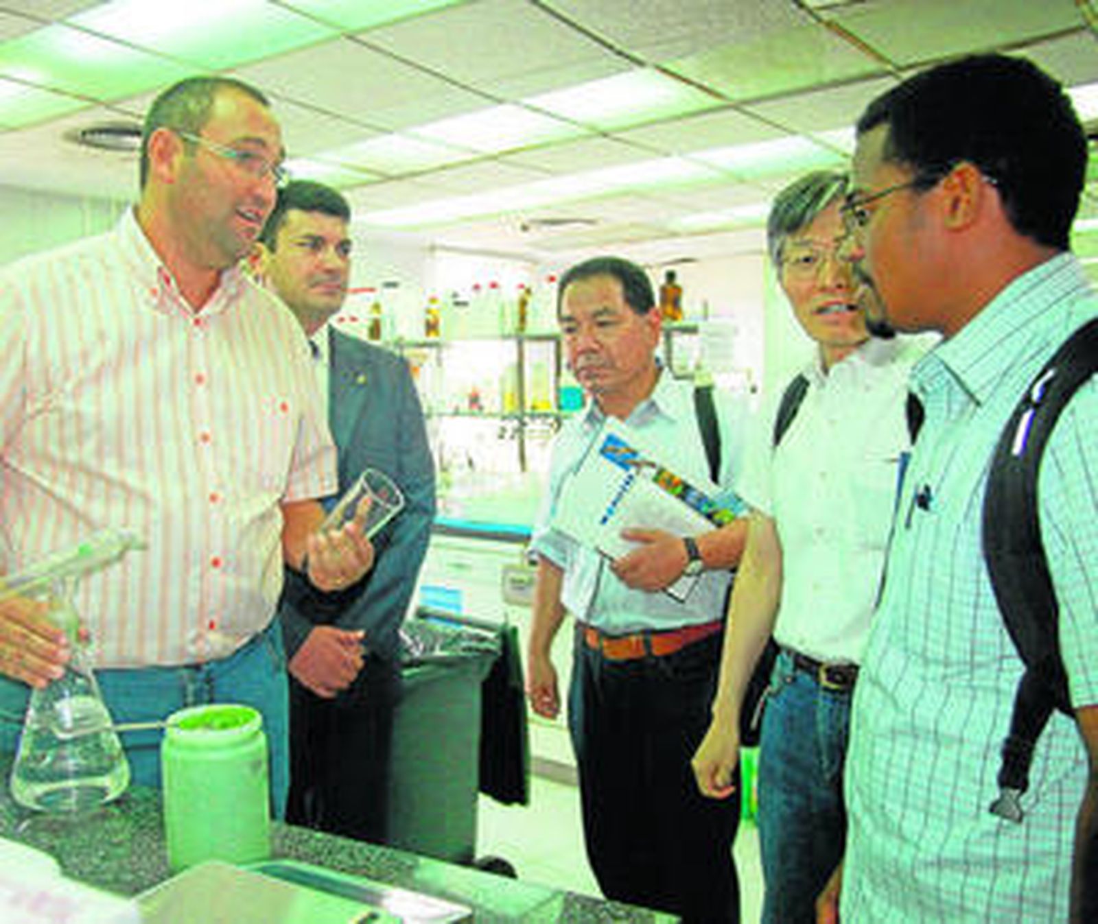 El CUAM ha recibido numerosas visitas de expertos agrícolas de Asia para conocer sus investigaciones.