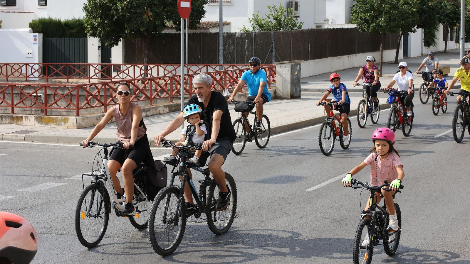 Búscate en el Día de la Bici Amistad por Jerez