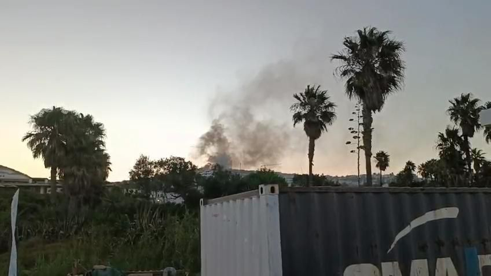 Una explosión provoca un incendio en una vivienda de La Alcaidesa