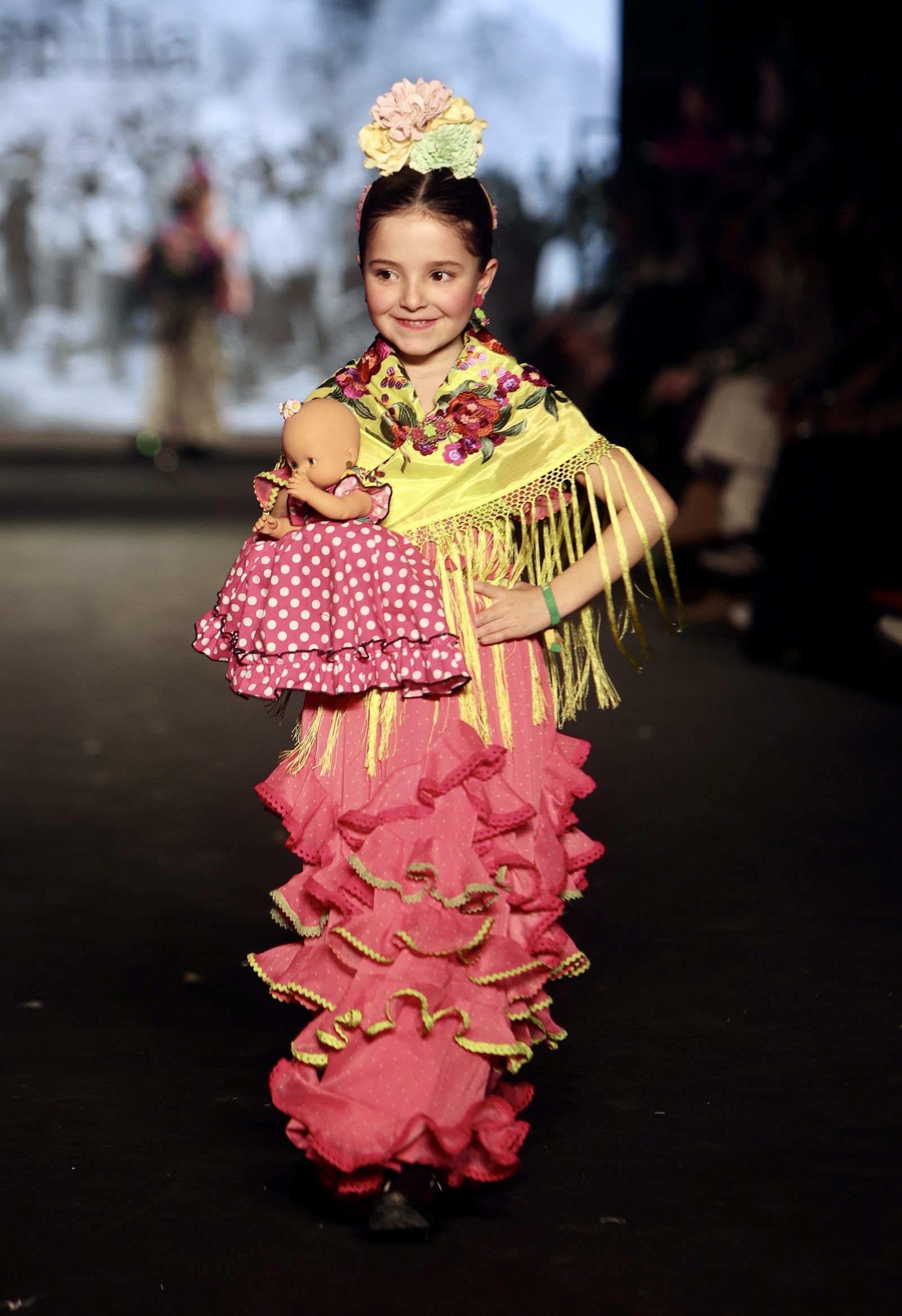 Desfile de la Hermandad del Rocío de Sevilla en We Love Flamenca 2024, todas las fotos