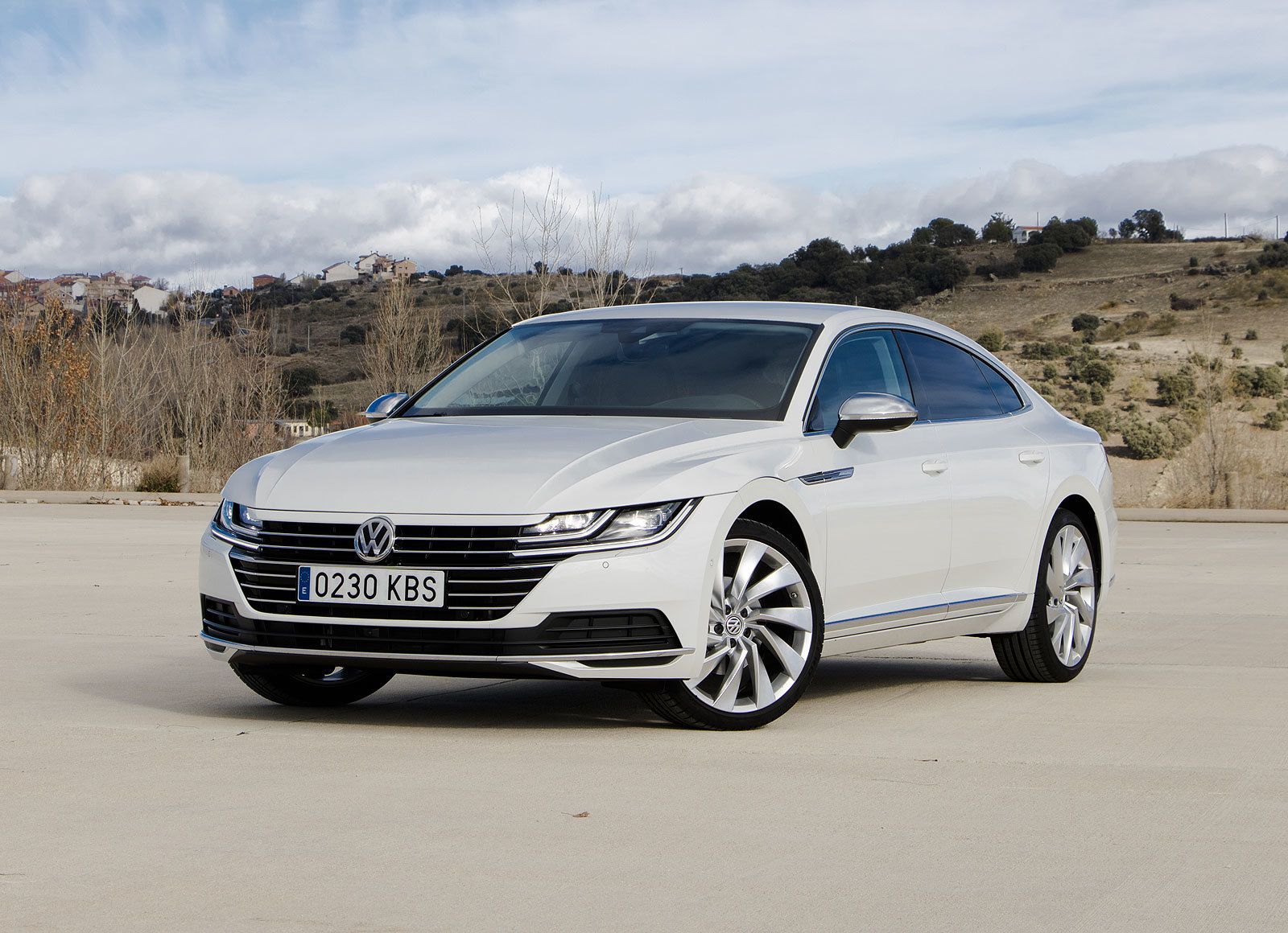 Así es el Volkswagen Arteon, foto a foto