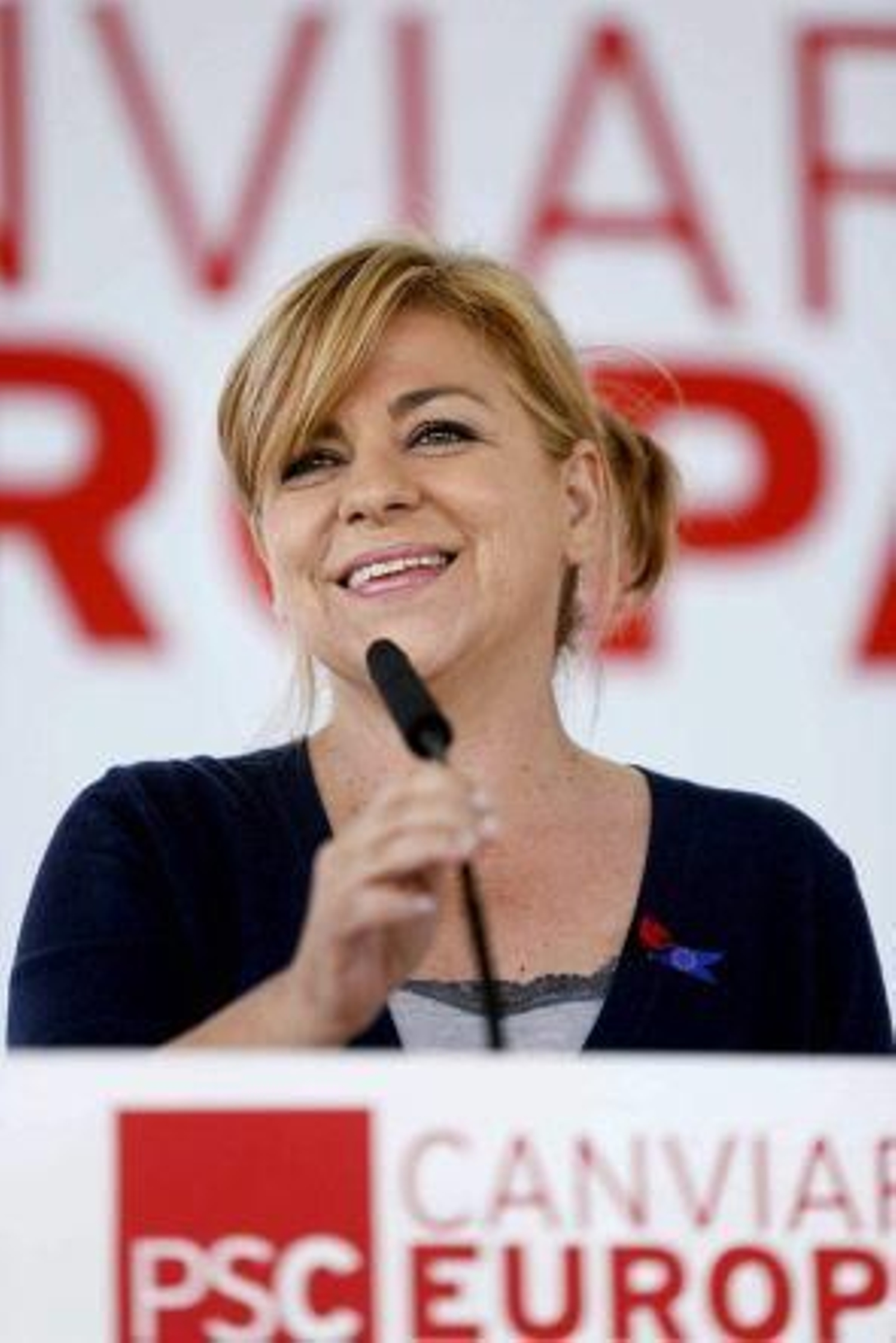 Valenciano llama a Cataluña a votar contra la derecha de Mas, Rajoy y Merkel