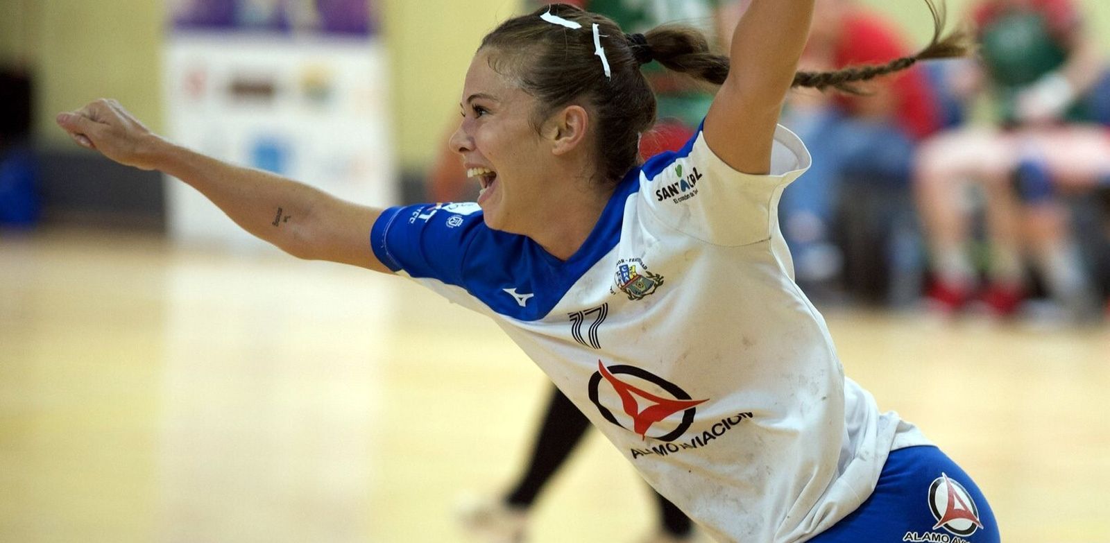Arabia Peña celebra un gol.