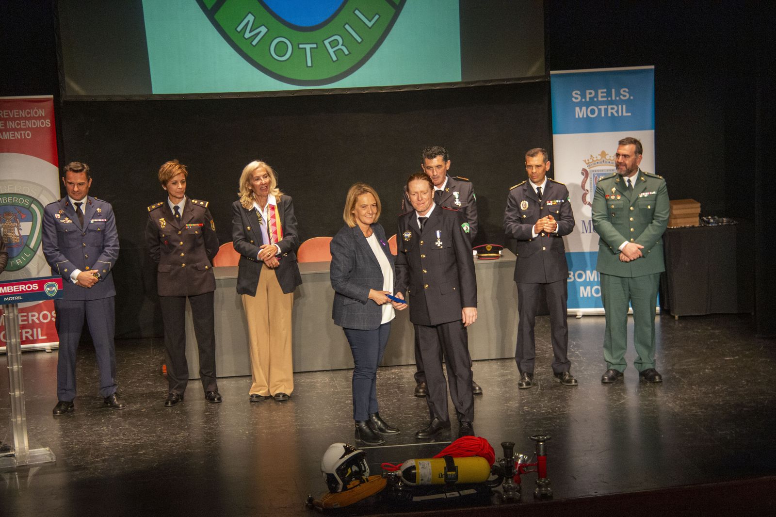 Así ha sido la entrega de condecoraciones y reconocimientos de los Bomberos de Motril