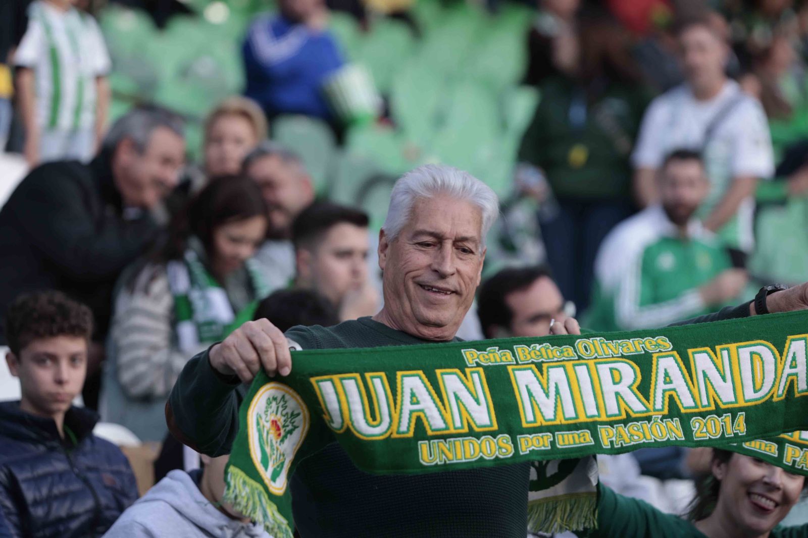 Búscate en las gradas del Villamarín