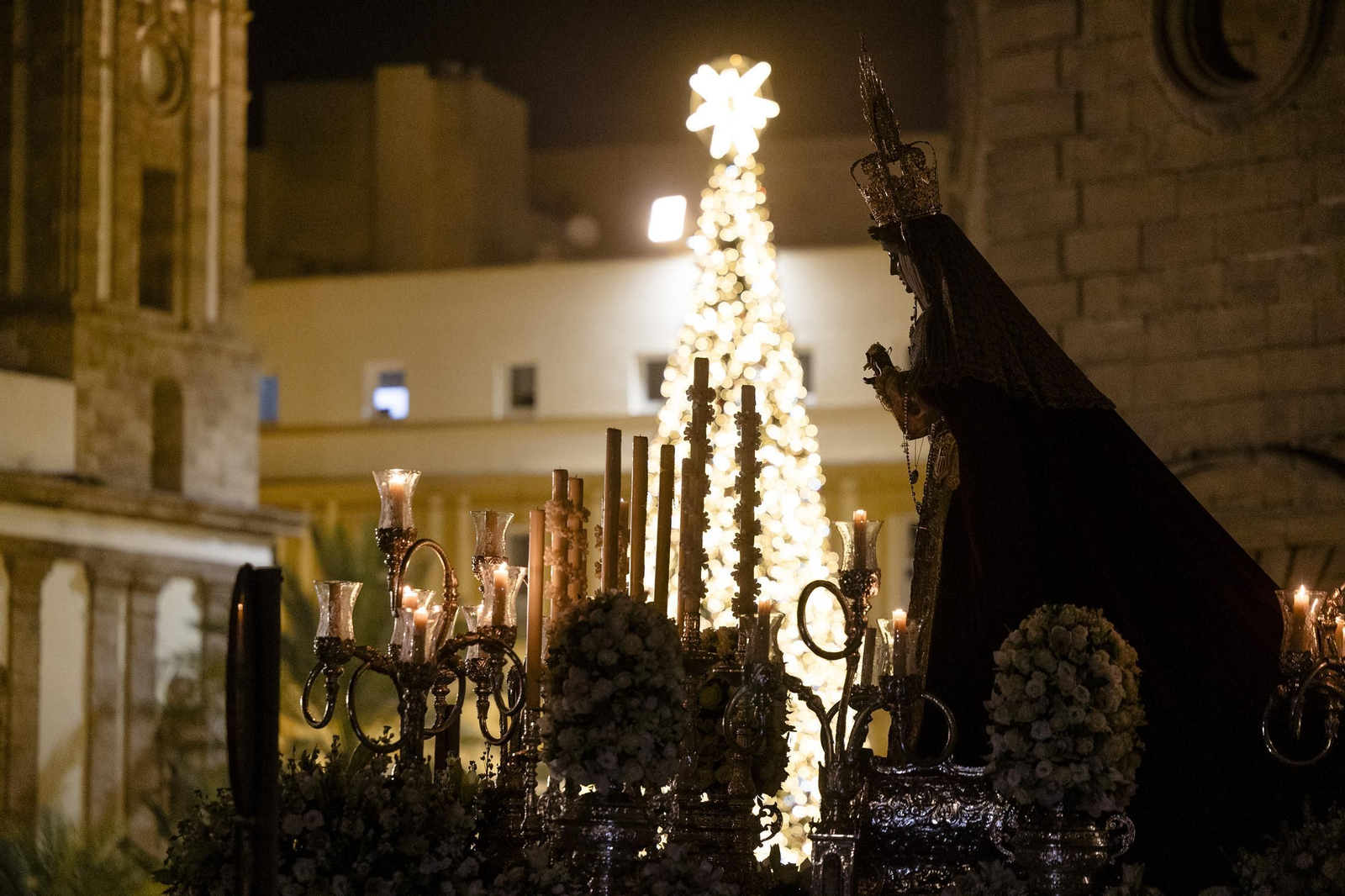 La procesión de regreso a la Merced de la  Virgen del Buen Fin de Sentencia en imágenes