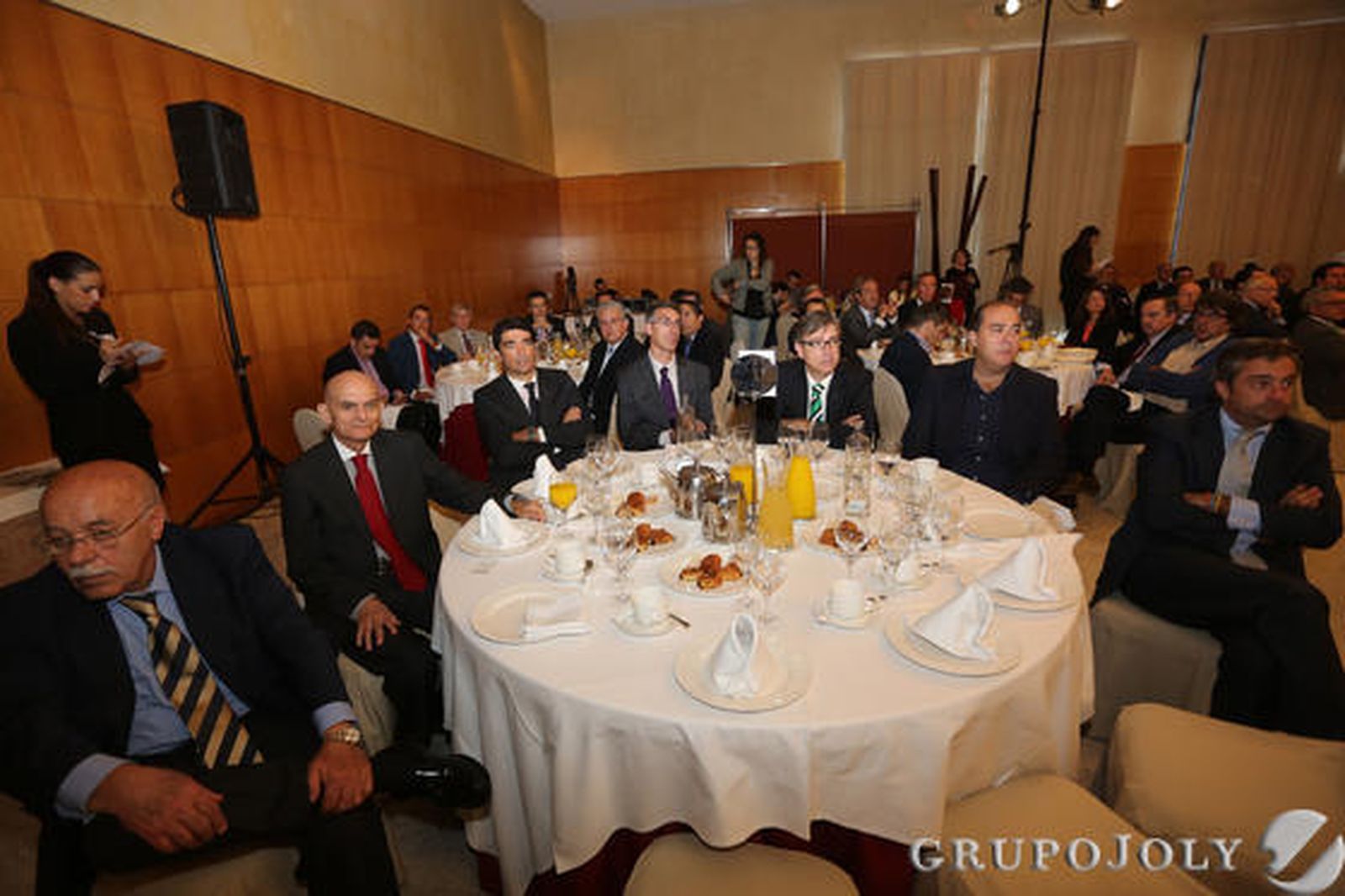 Pascual Candel, Francisco García, Javier Ferrer, Miguel Ángel Jiménez, Jorge Núñez, Adrián Peraleda y Luis Felipe García. / Albiñana
