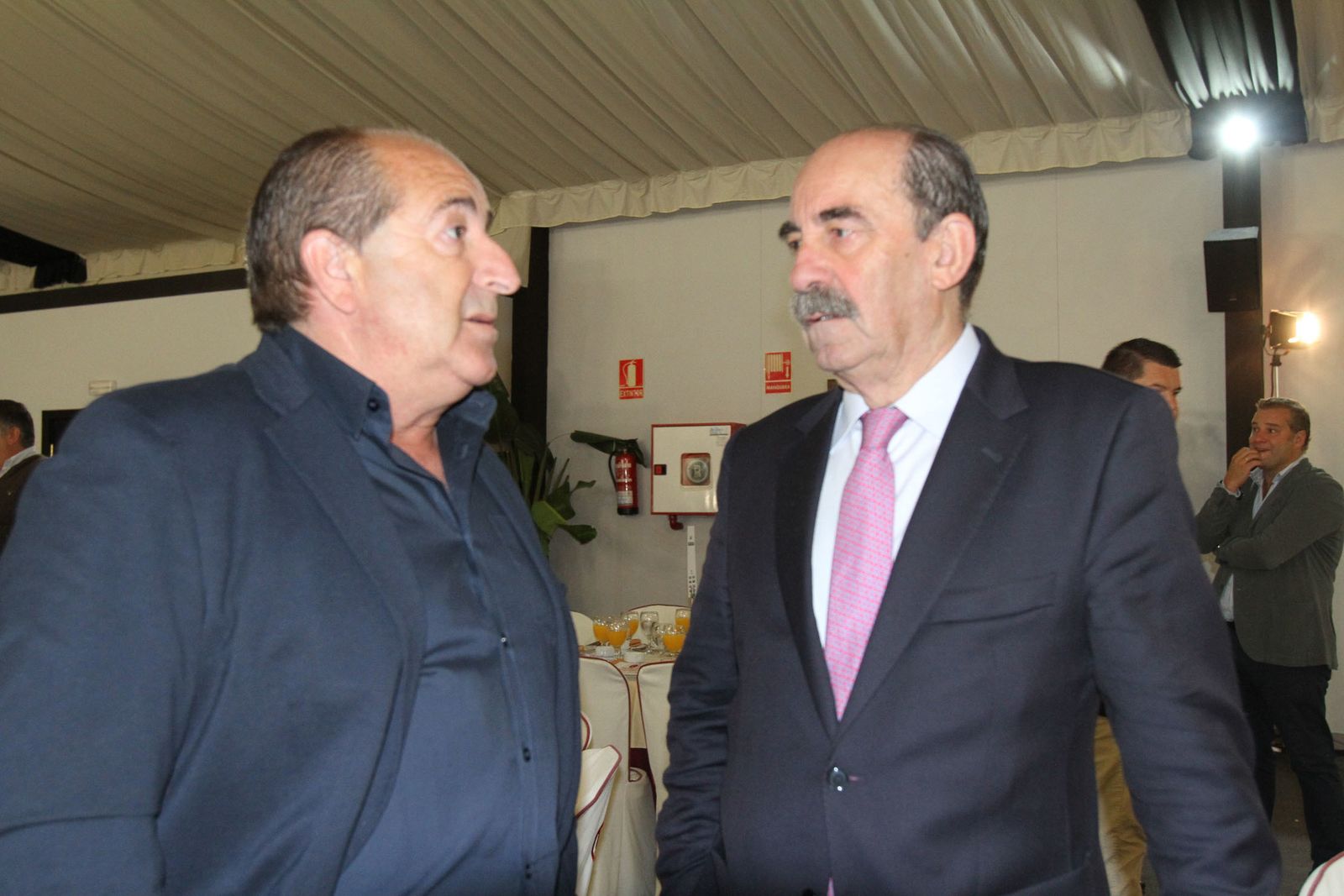 Imágenes del Desayuno Informativo del Grupo Joly con Javier Targhetta