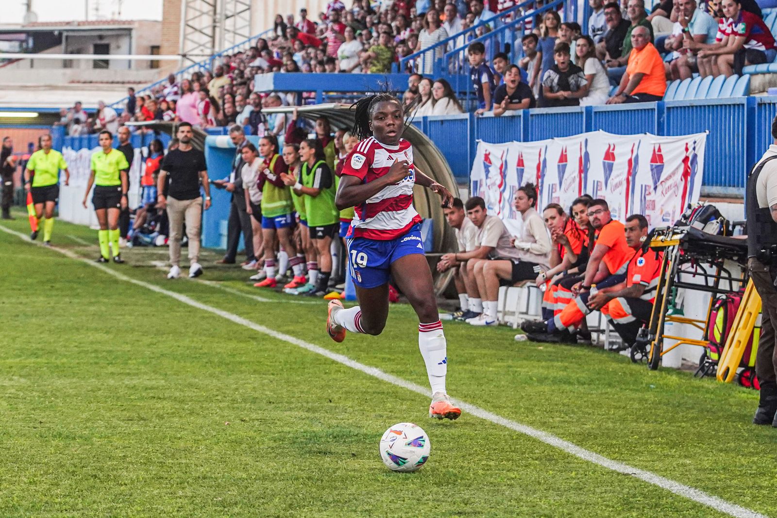 Las mejores imágenes del Granada CF - Levante UD en Motril