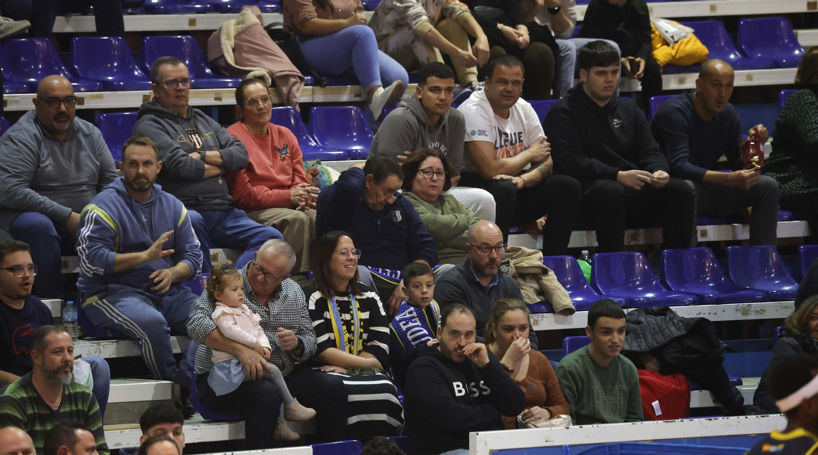 Las fotos del Udea Algeciras - Caja 87 de la Segunda FEB de baloncesto