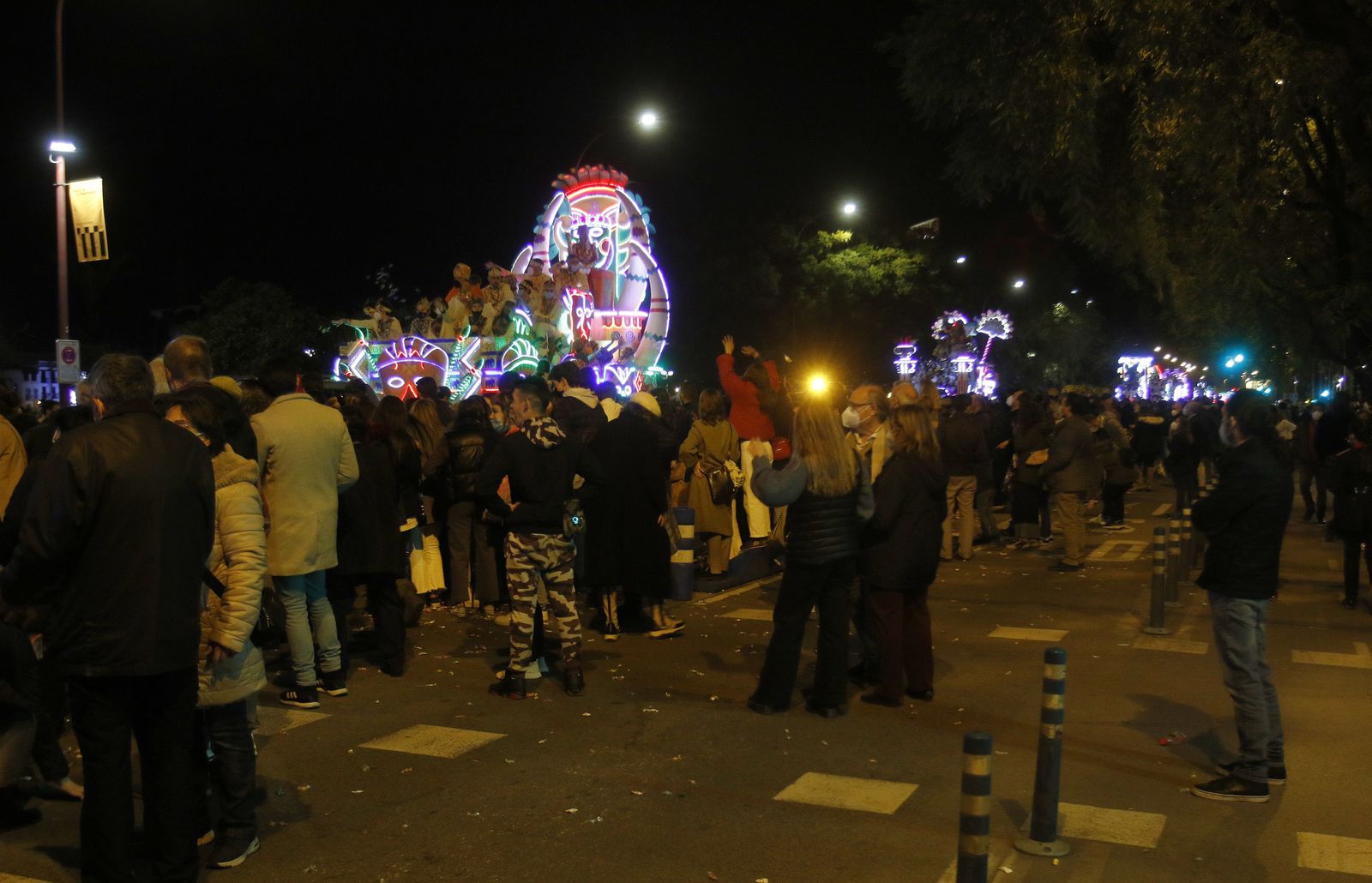 Imágenes de la cabalgata por el Paseo de Colón