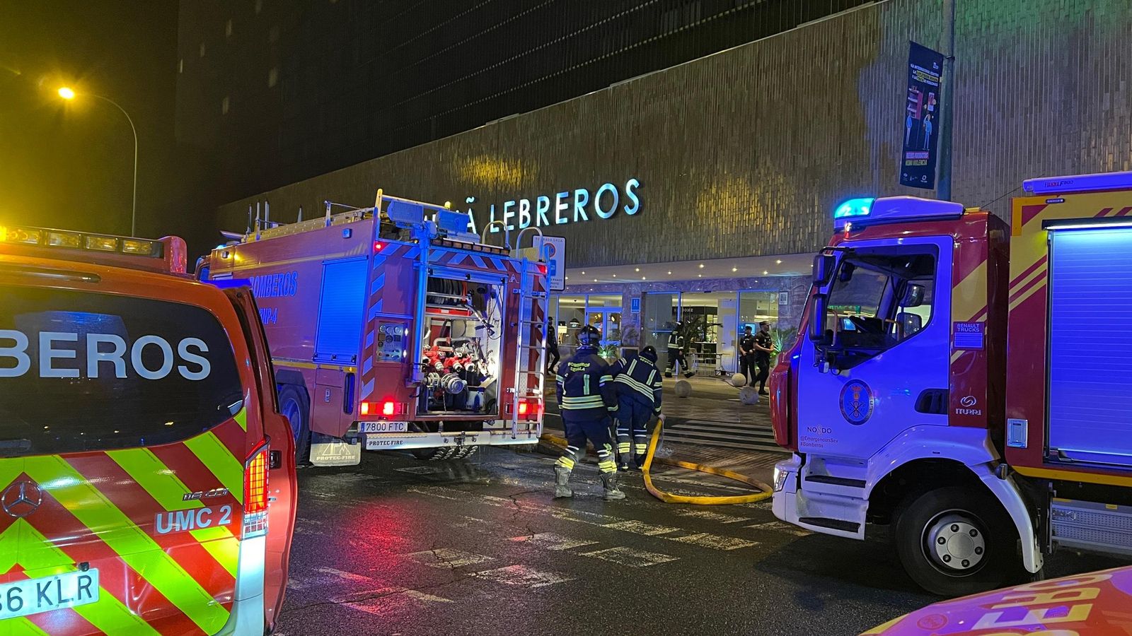 Incendio en el hotel Los Lebreros en Sevilla
