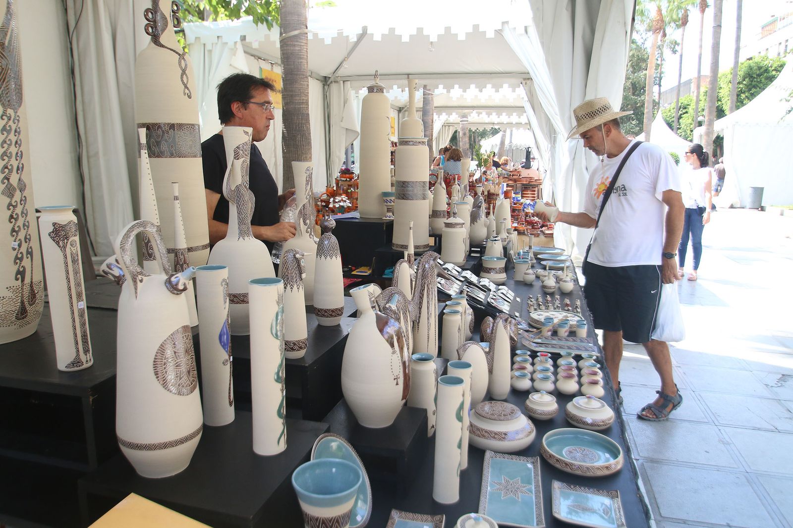 Fotogalería de la inauguración de la feria de alfarería. Feria de Almería 2019