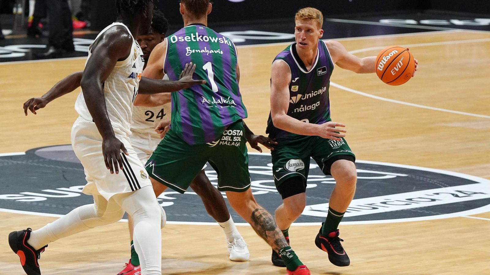 El Real Madrid - Unicaja, final de la Supercopa, en fotos