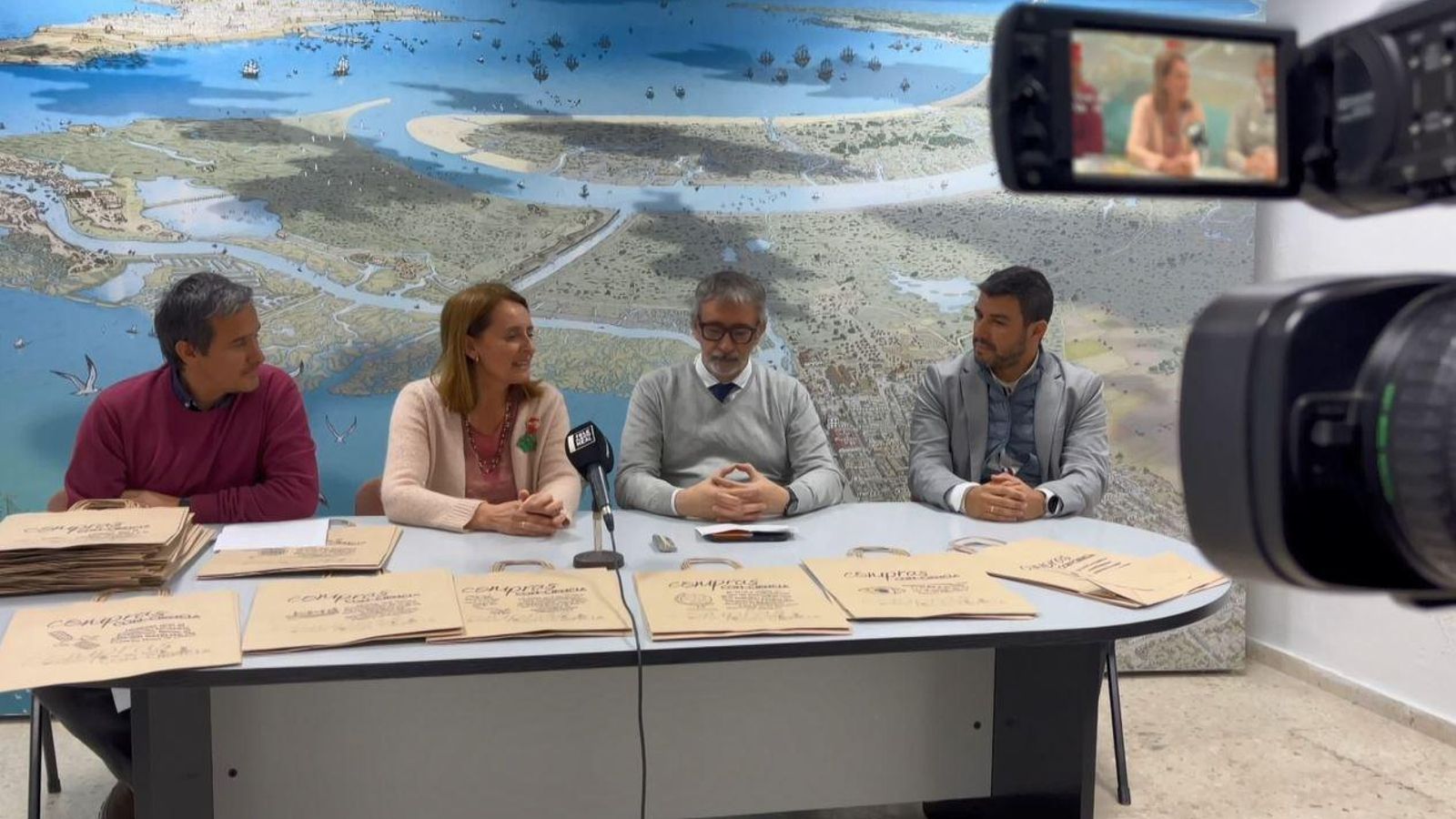 Presentación de la campaña en el Ayuntamiento de Puerto Real