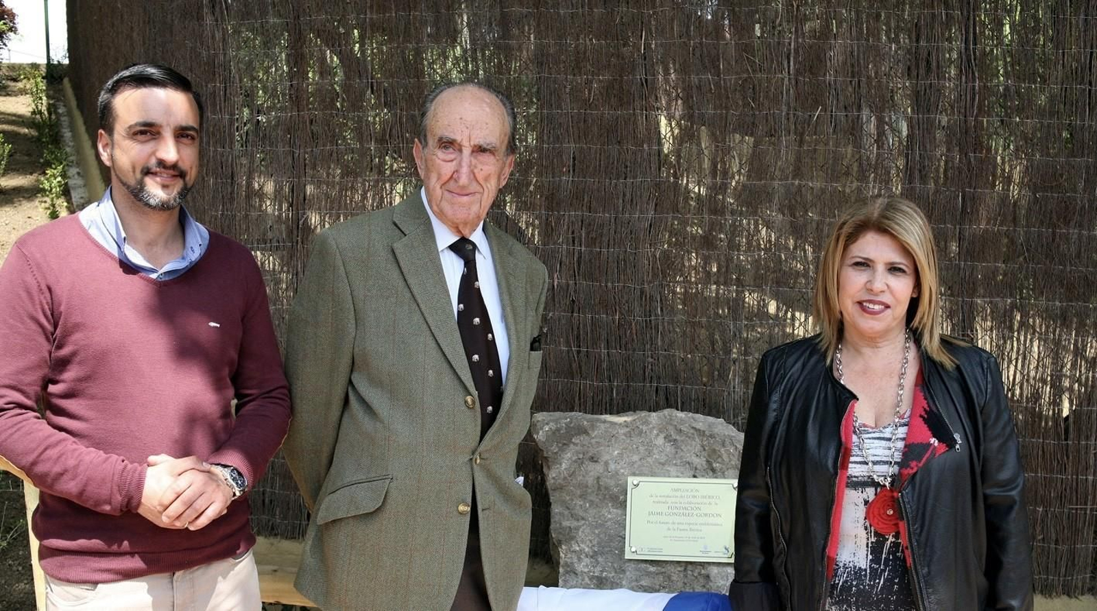 Jaime González Gordon, junto a Mamen Sánchez y José Antonio Díaz. 