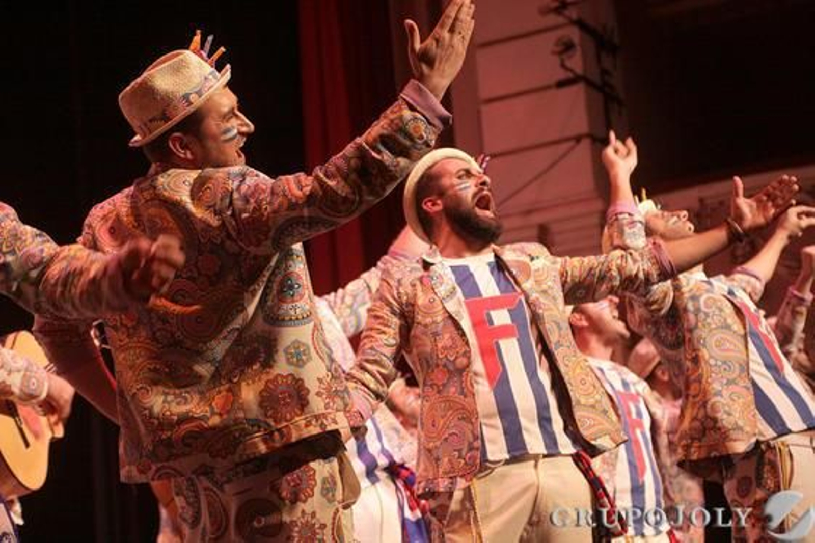 Los fanáticos.

Foto: Canterla