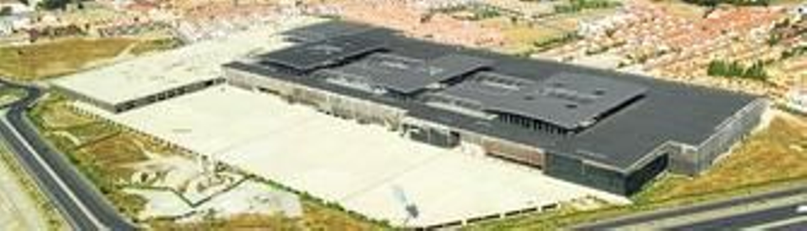 El Centro Comercial Nevada, pendiente de una resolución firme.