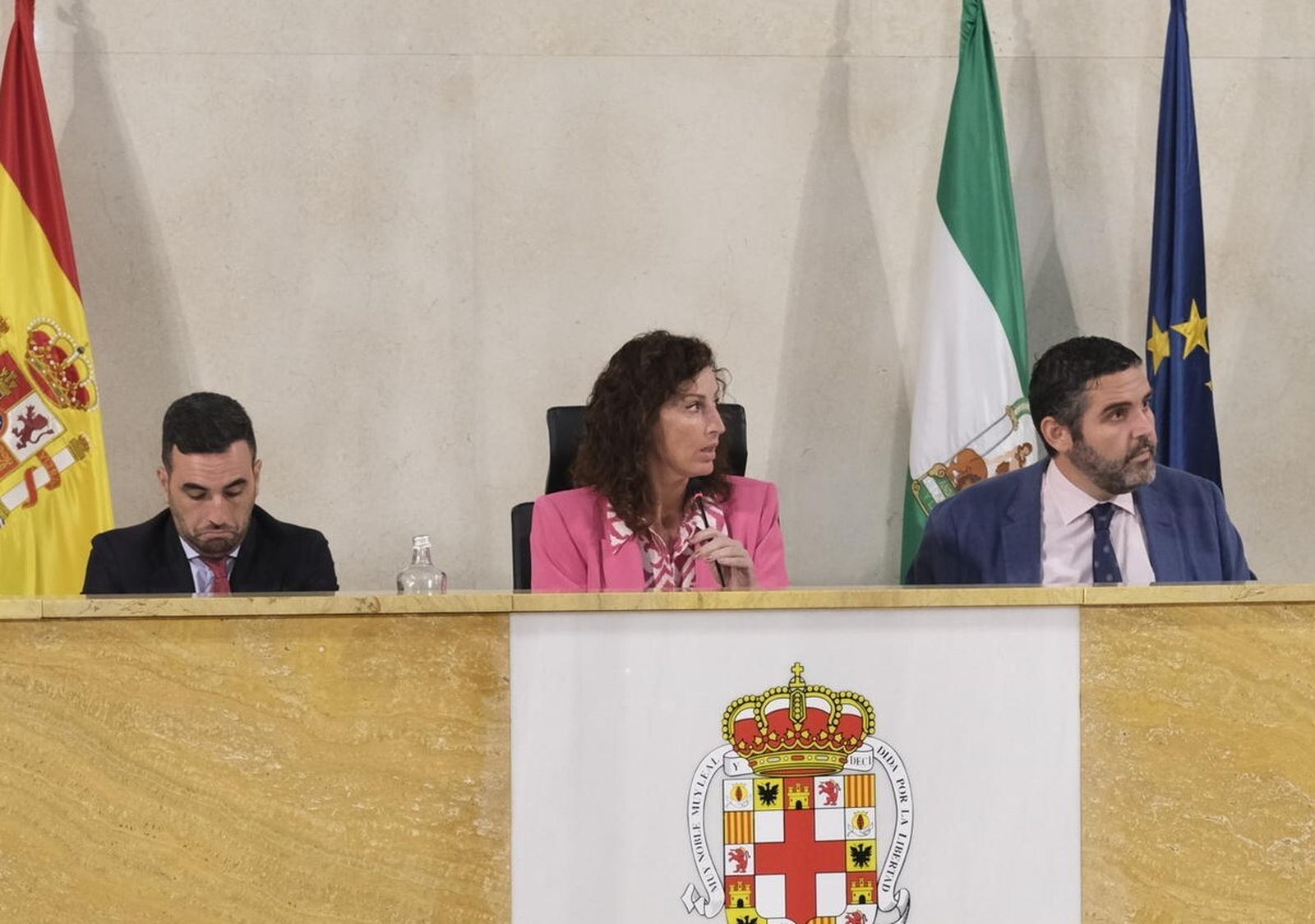 Vázquez no volverá a estar flanqueada en los próximos cuatro años por Sánchez y Alonso