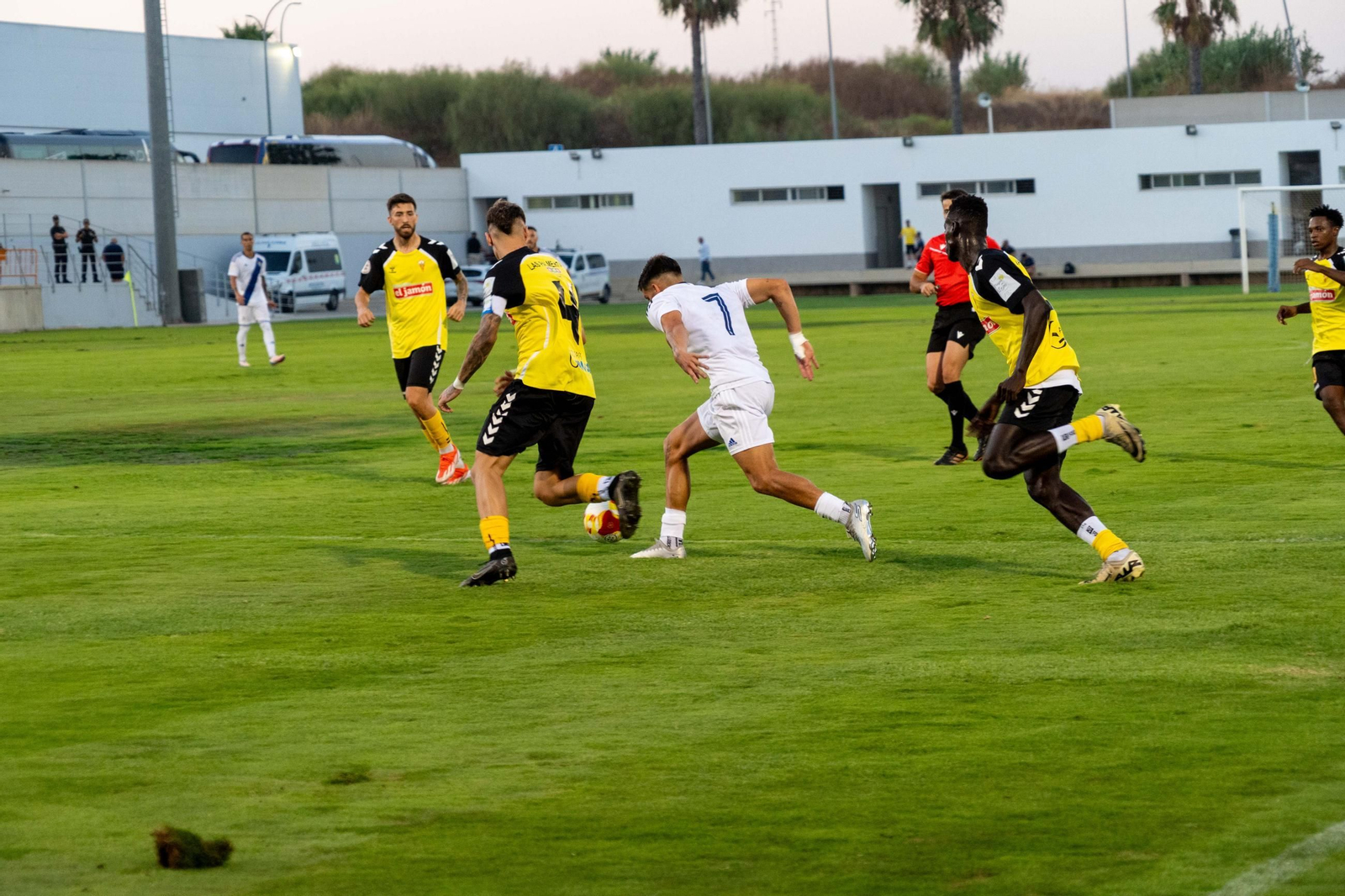 Imágenes del partido San Roque de Lepe - Recreativo de Huelva del Trofeo de la Bella