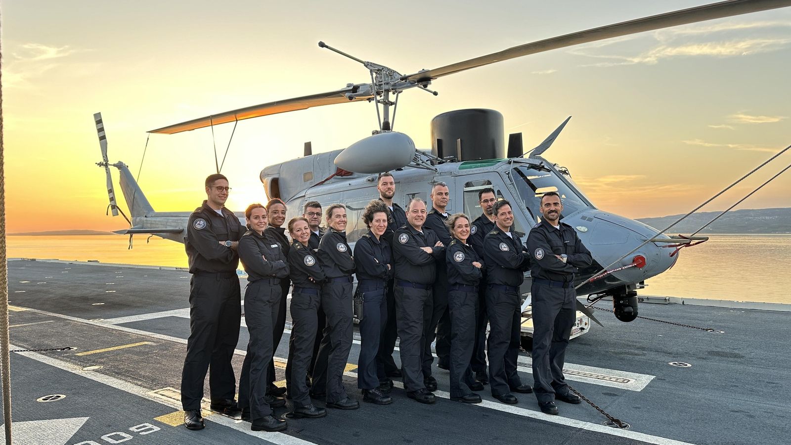 El equipo médico a bordo del 'Juan Carlos I' durante el despliegue del grupo Dédalo. El equipo médico a bordo del 'Juan Carlos I' durante el despliegue del grupo Dédalo.