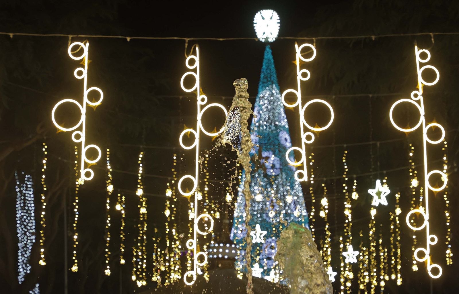 El alumbrado navideño de San Roque, en imágenes