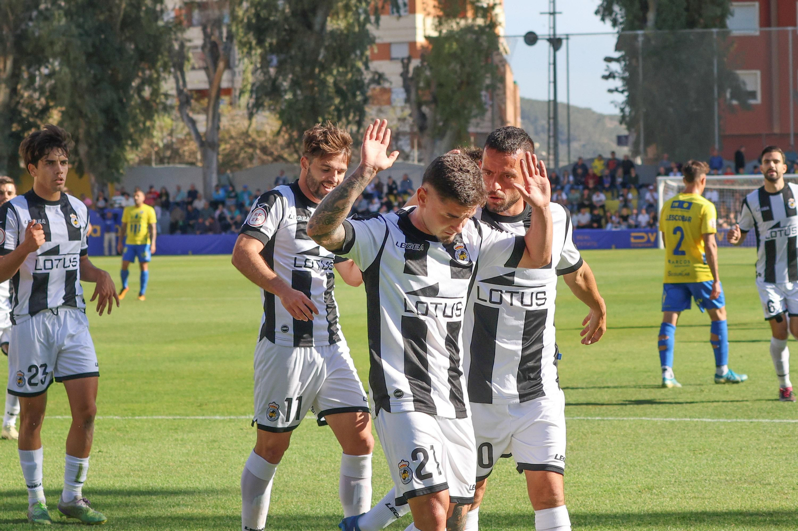 Las fotos del Orihuela-Balona de Segunda Federación (1-2)